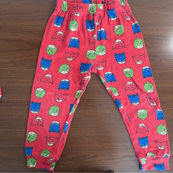 PJ Masks Kids Cotton Pajama Set Size 5T Red/Gray Stripes - Picture 5 of 10